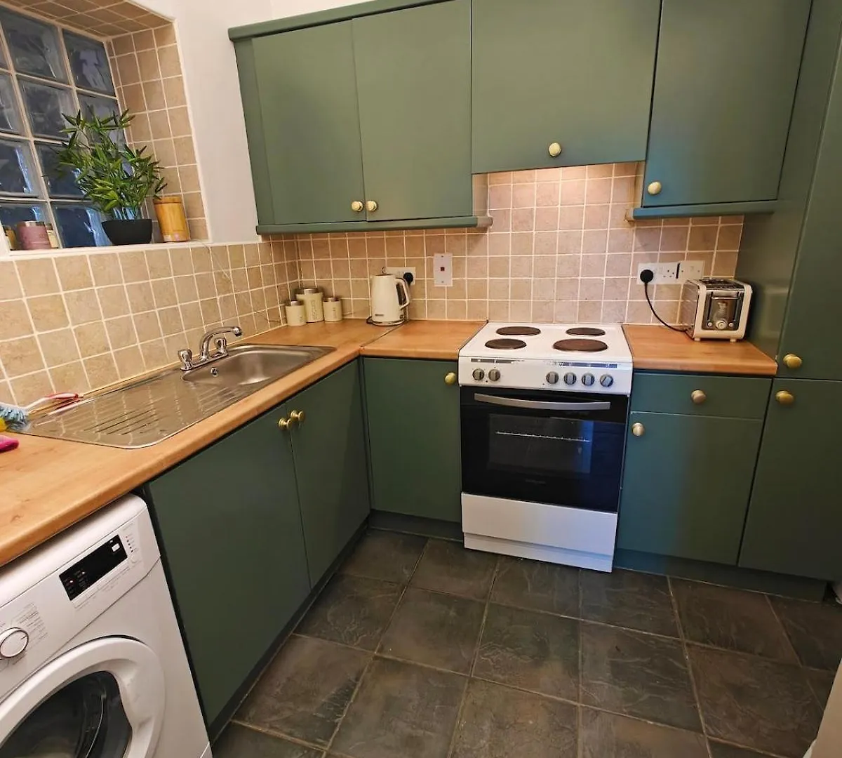 Bright Characterful 2-Bed Apt Ormeau Road 벨파스트 0*,